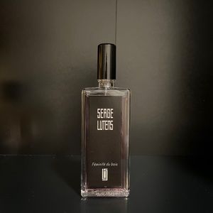 Serge Lutens Feminite du bois